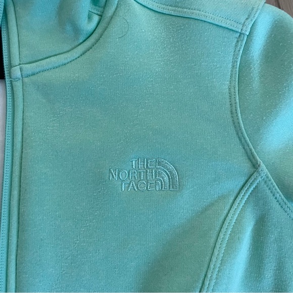 The North Face Jacket - Picture 3 of 6